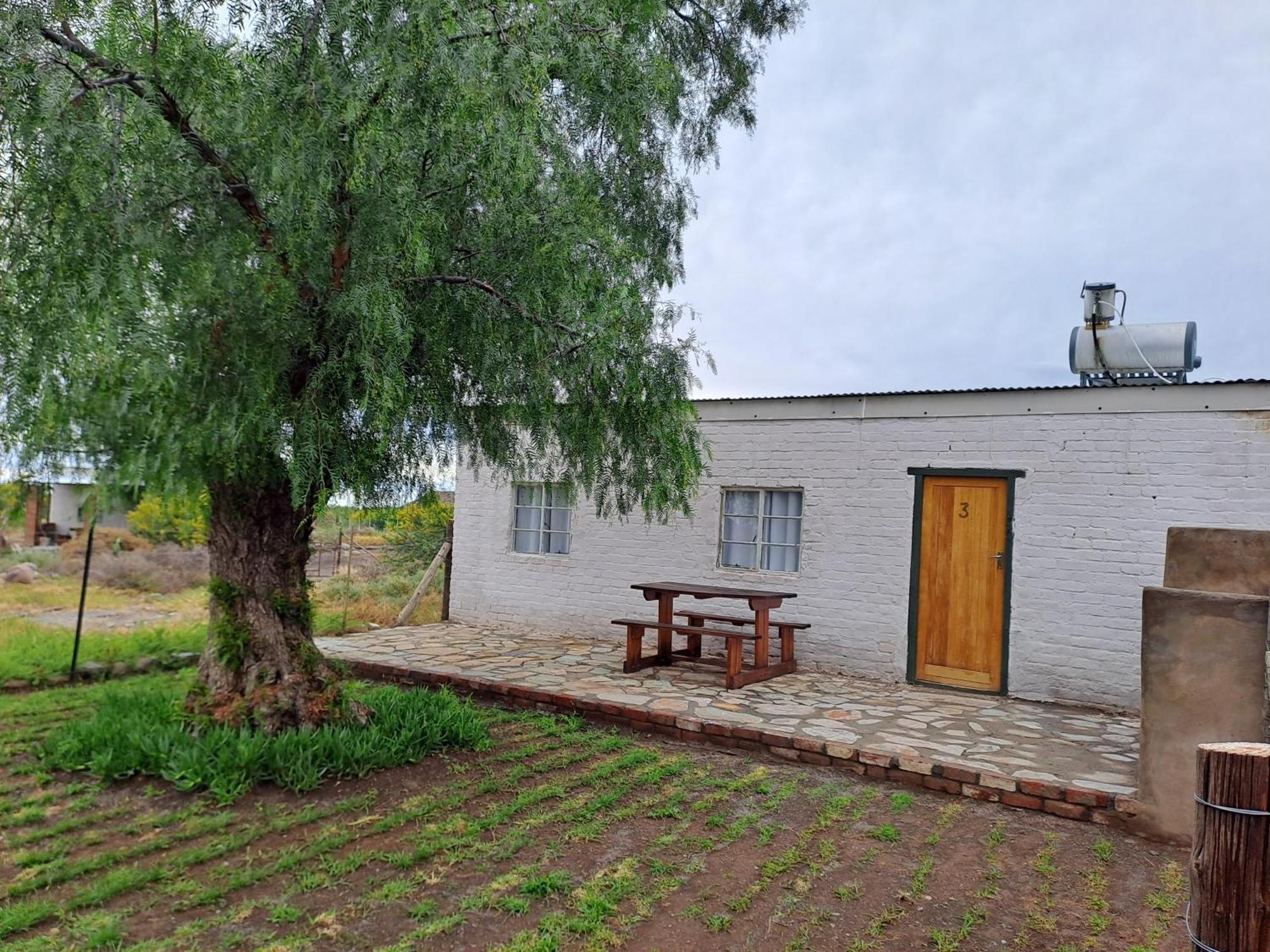 De Hoop Guest Farm Apartamento Beaufort West Exterior foto