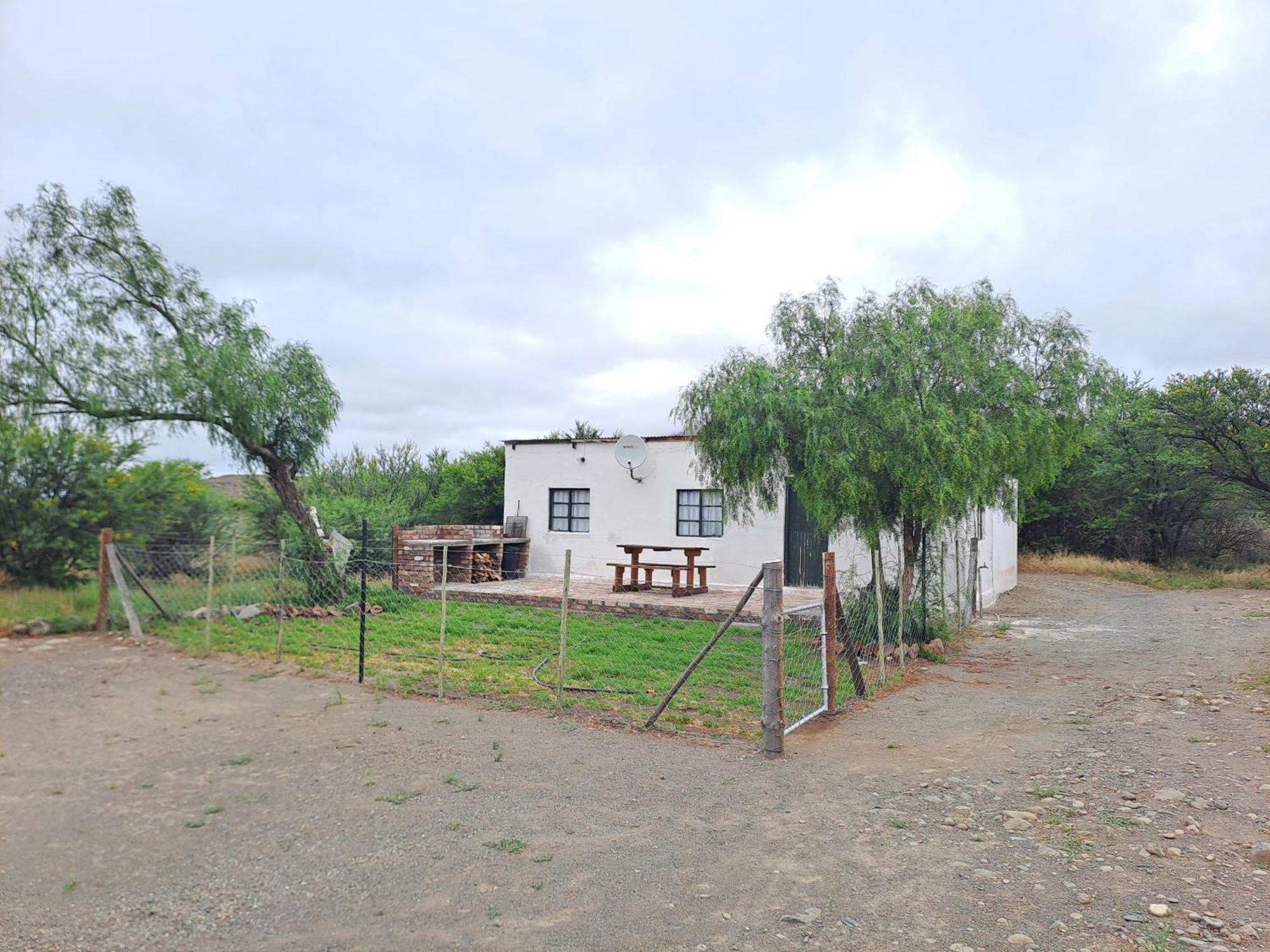 De Hoop Guest Farm Apartamento Beaufort West Exterior foto
