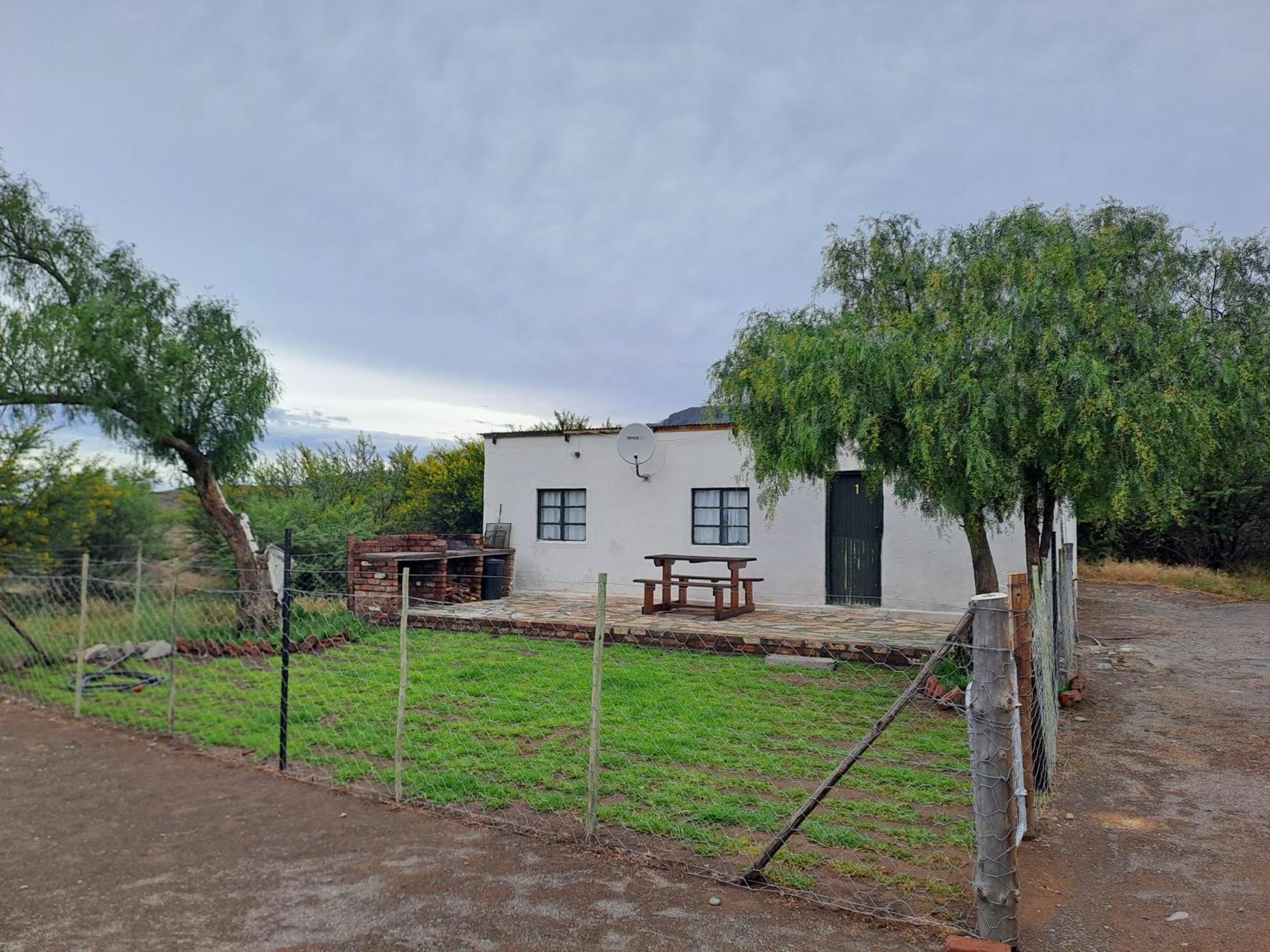 De Hoop Guest Farm Apartamento Beaufort West Exterior foto
