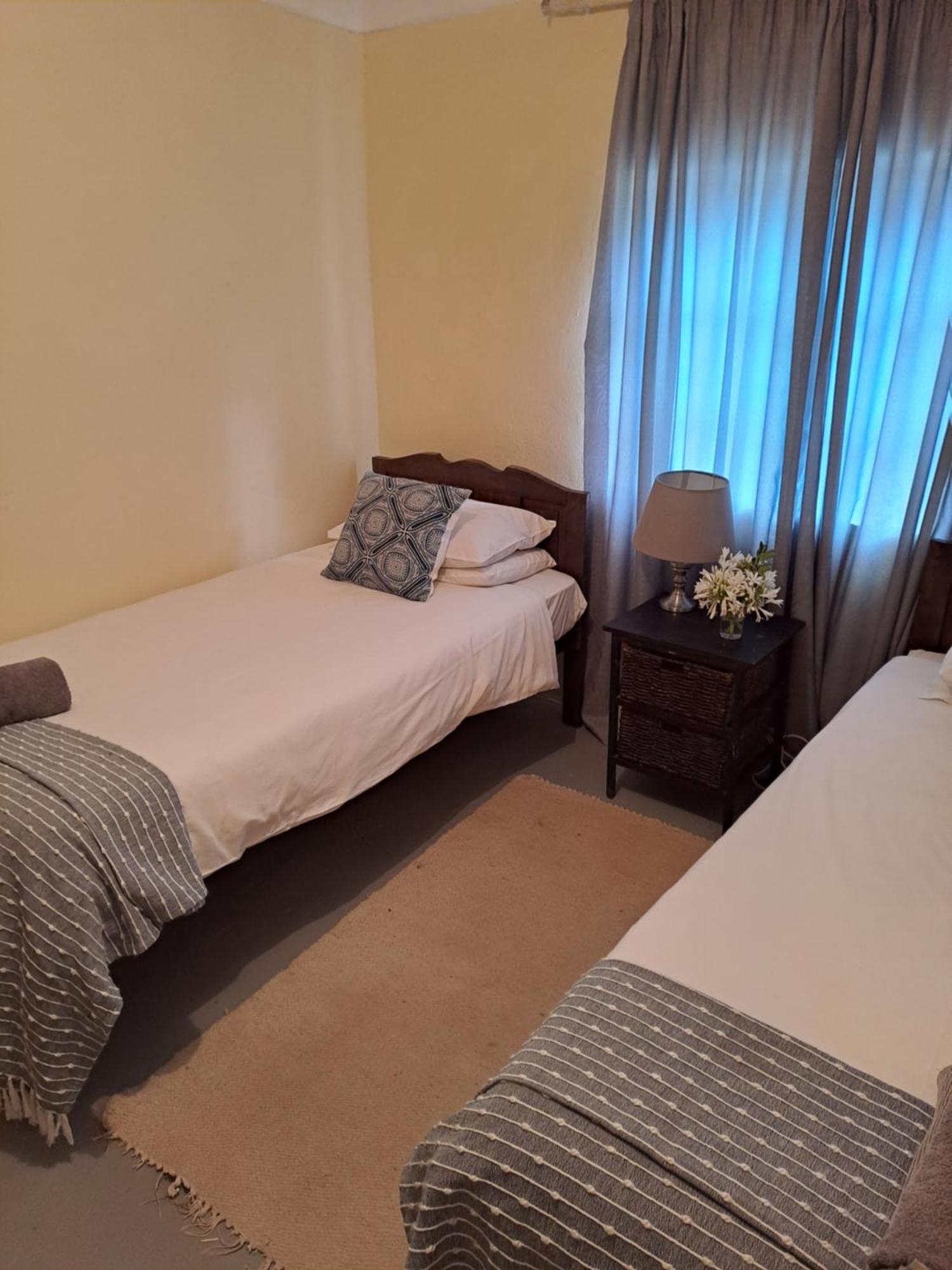 De Hoop Guest Farm Apartamento Beaufort West Exterior foto